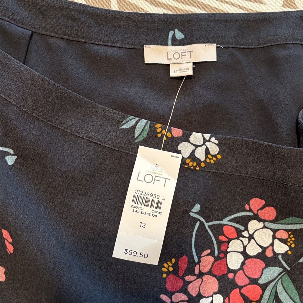 ANN TAYLOR LOFT floral mini skirt - Picture 3 of 9